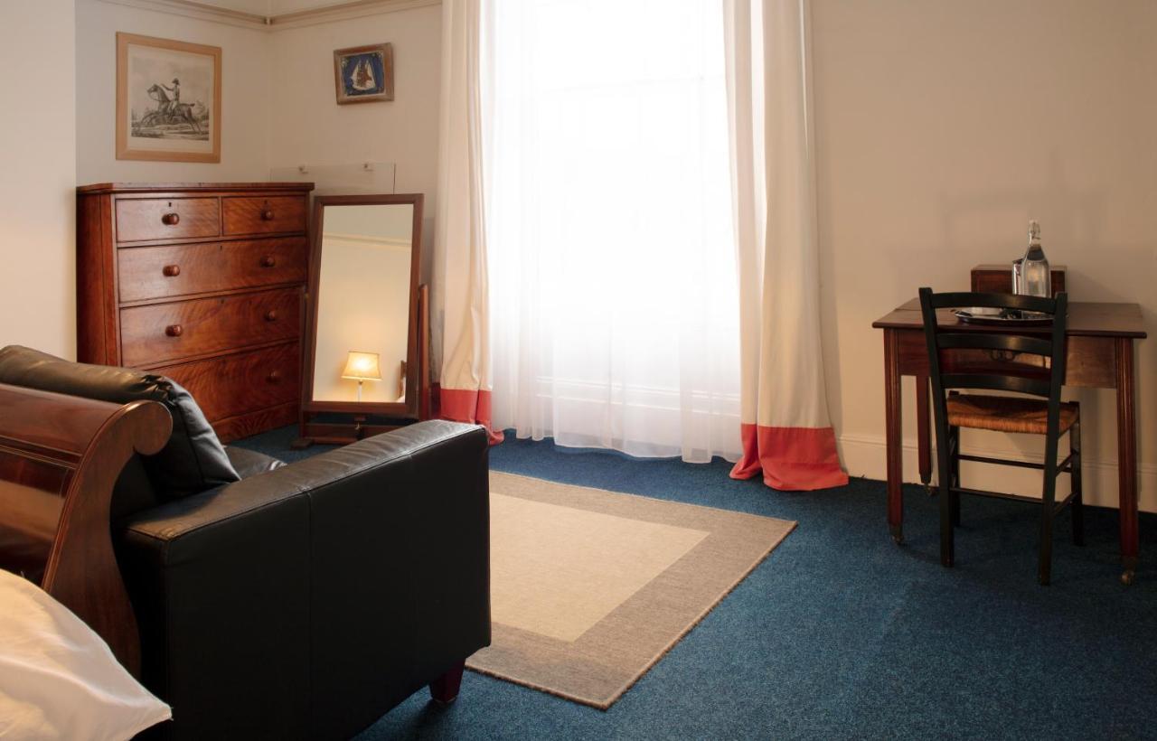 Bed & Breakfast Square Tree House 2*